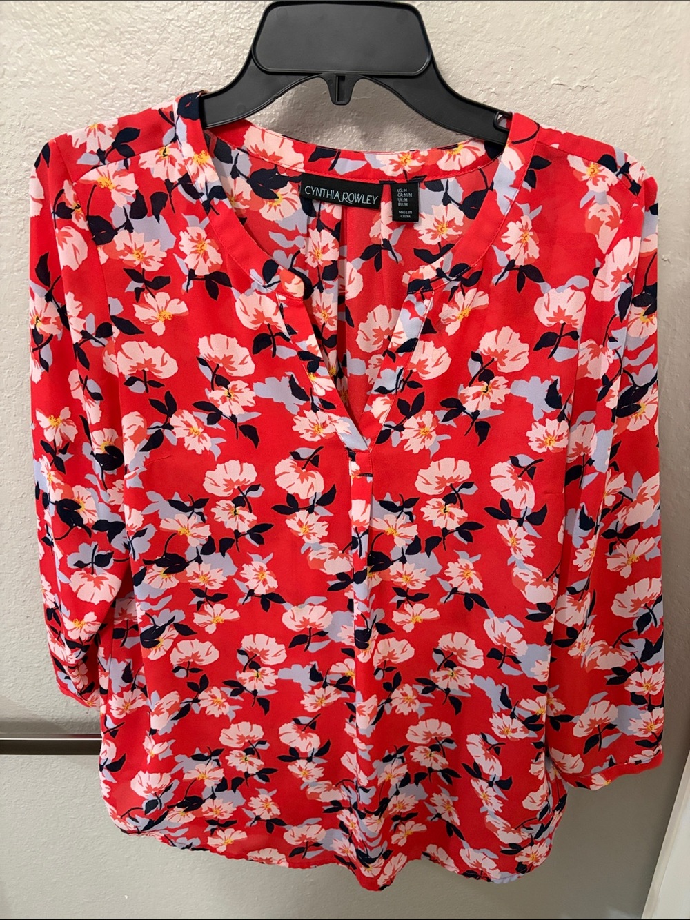 Cynthia Rowley Red Floral Split-Neck Blouse